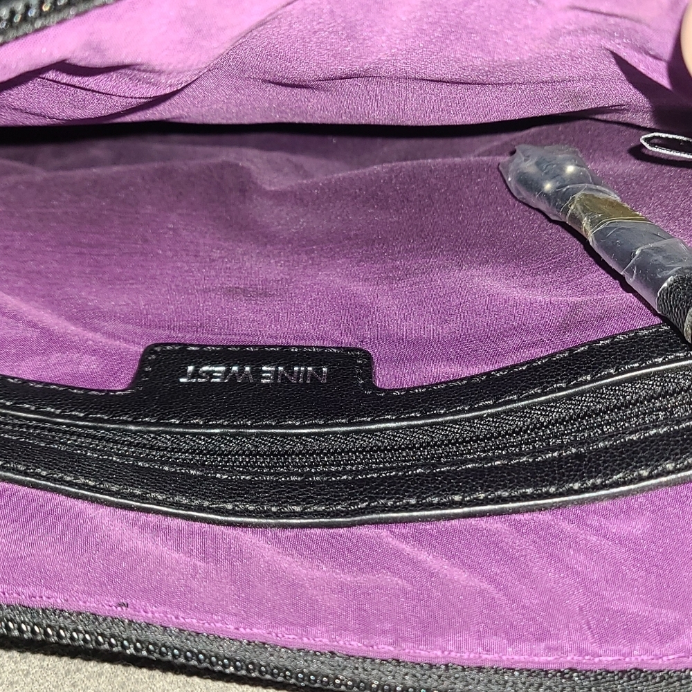Nine West crossbody NWT super cute patterned purse patchwork purple interior - Picture 2 of 10